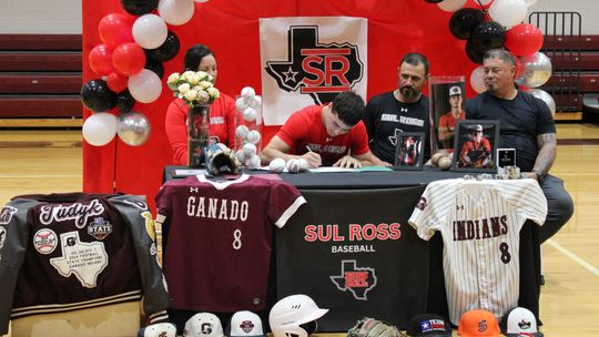 Ganado ace hits the jackpot with Sul Ross State