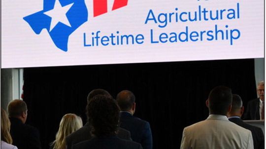 Texas Agricultural Lifetime Leadership Program accepting applications
