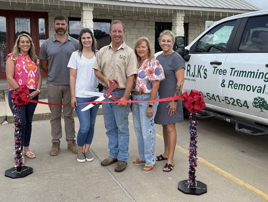 Chamber ribbon cutting for RJK Tree Trimming & Removal