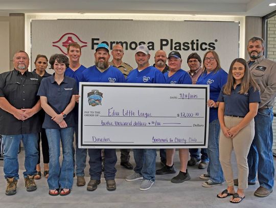 Formosa donates to Edna Little League