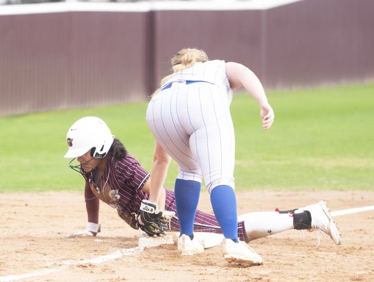 Ganado softball tournament