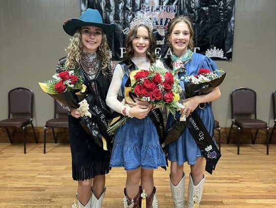 JCYF Jr. Miss Pageant winners