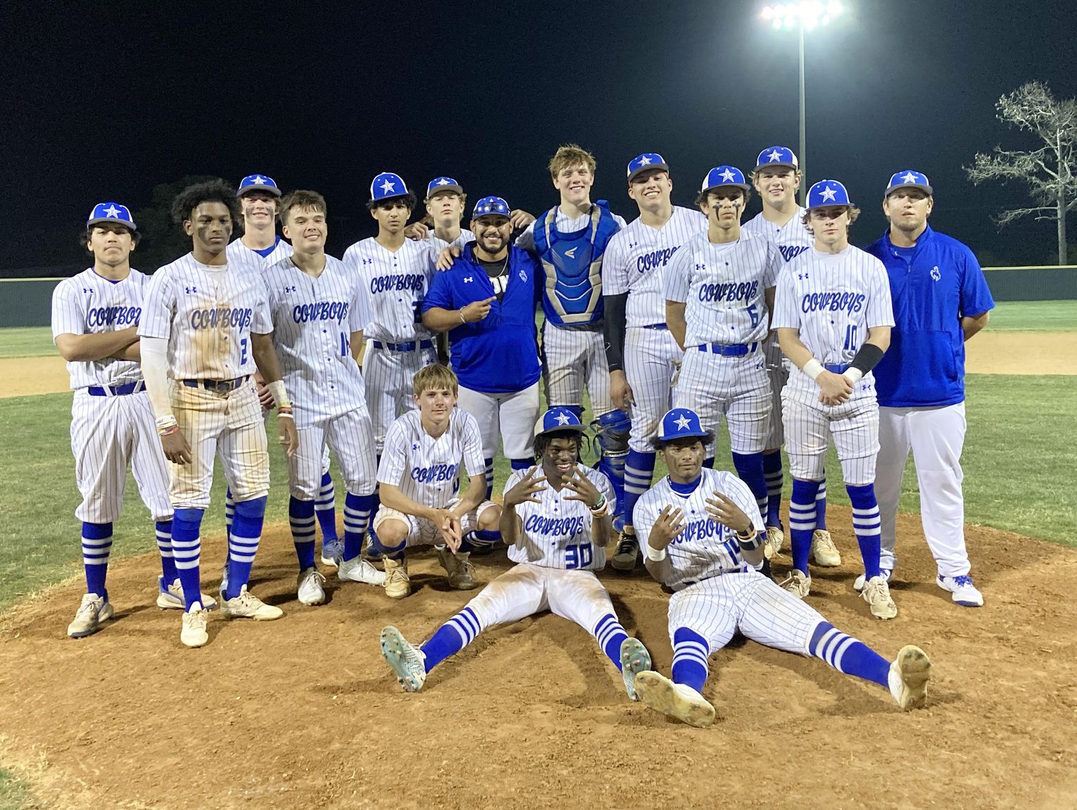 Les Chemins De La Gloire : How Great Baseball Teams Got That