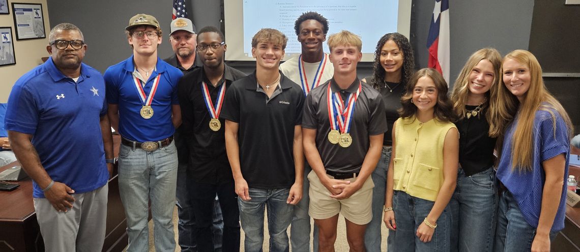 Edna ISD recognizes track athletes Edna ISD recognizes track athletes