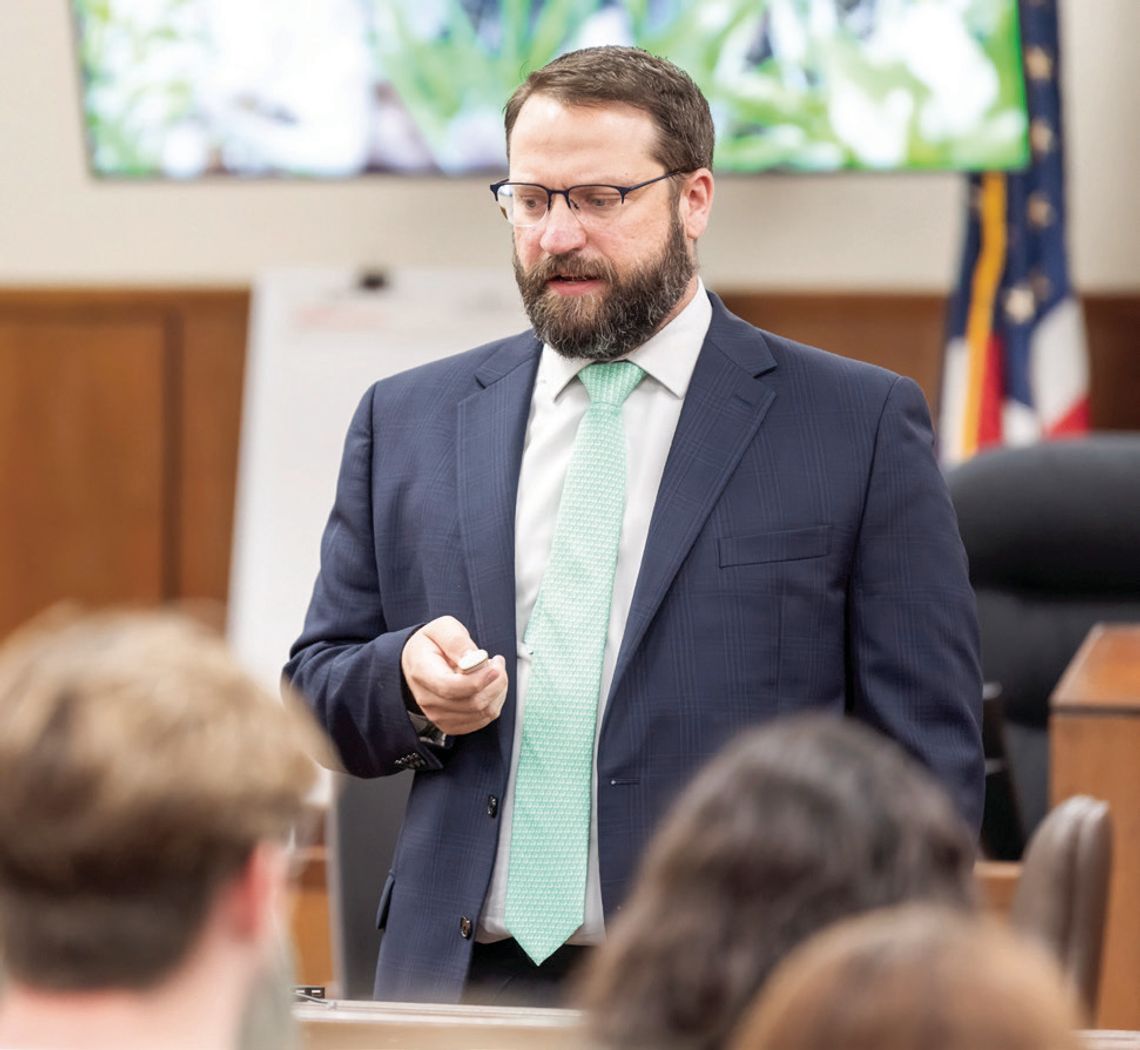 JC students tour courthouse, hold mock trial