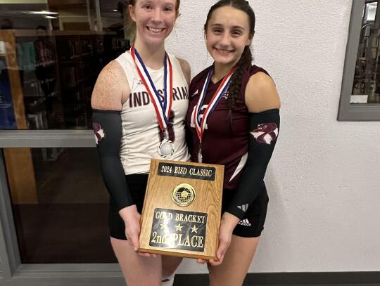 Pacie Roe and Autumn Kallus were awarded All-Tournament Team at Bastrop.